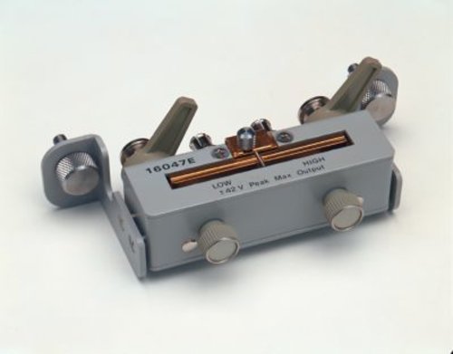 Keysight 16047E Test fixture for axial lead components