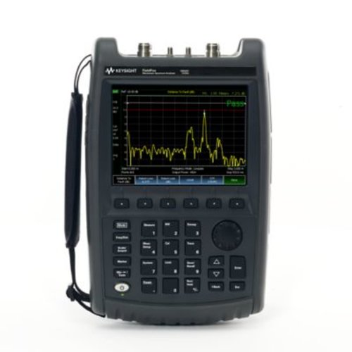 Keysight N9936A 14 GHz FieldFox Microwave Spectrum Analyzer