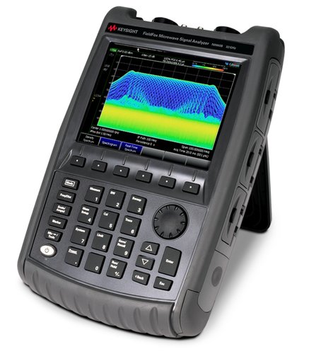 Keysight N9960B 32 GHz FieldFox Microwave Spectrum Analyzer